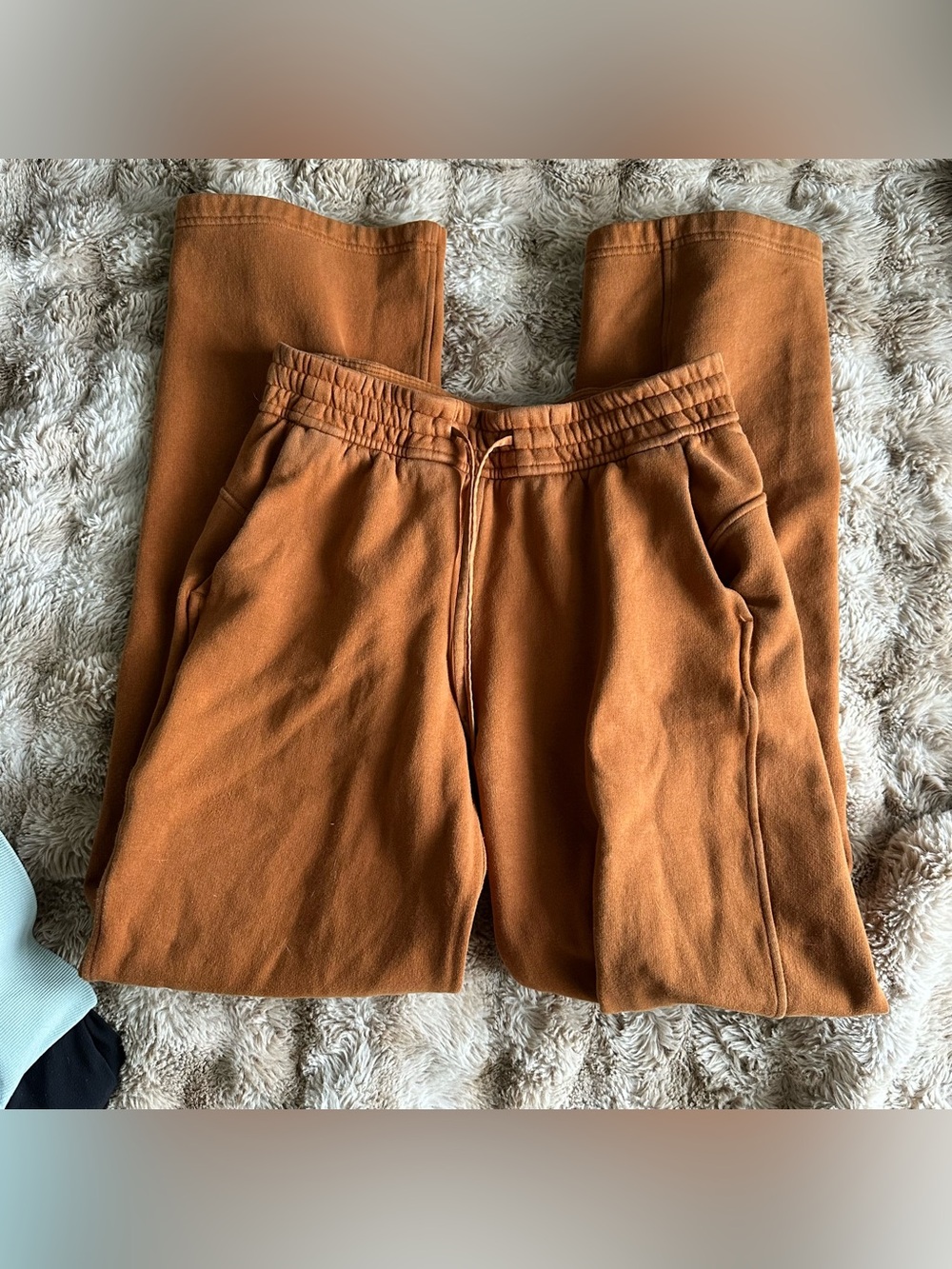 Lululemon High-Rise Sweatpants – Burnt Orange – Size 4